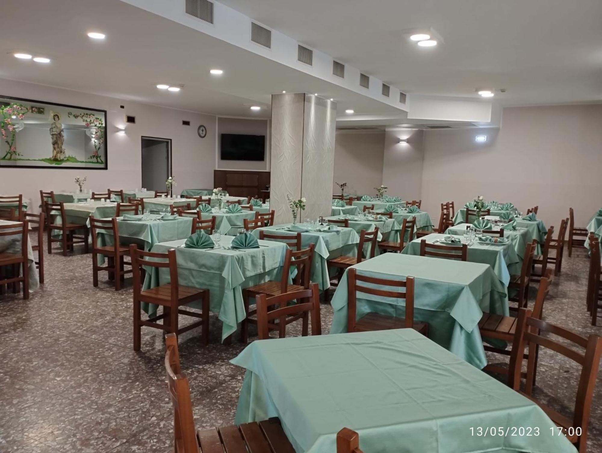 Hotel Ristorante San Giovanni Falerna Luaran gambar
