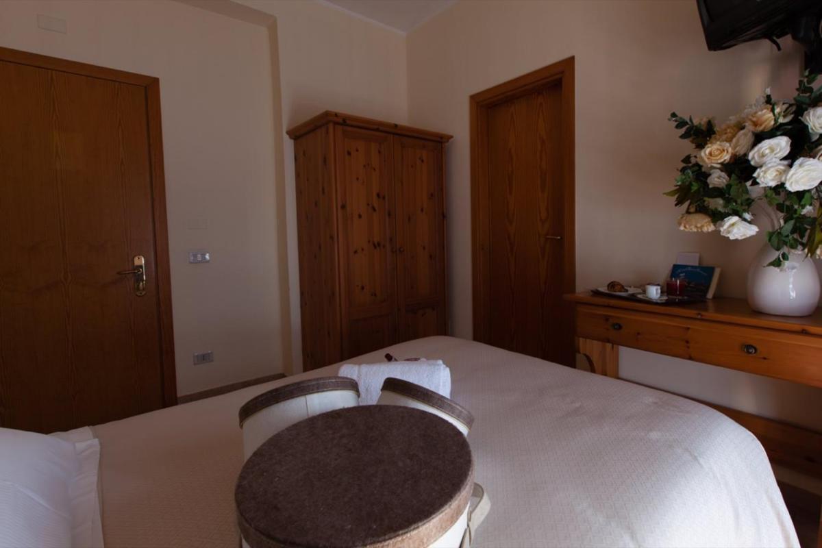 Hotel Ristorante San Giovanni Falerna Luaran gambar