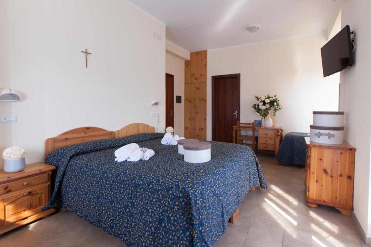 Hotel Ristorante San Giovanni Falerna Luaran gambar